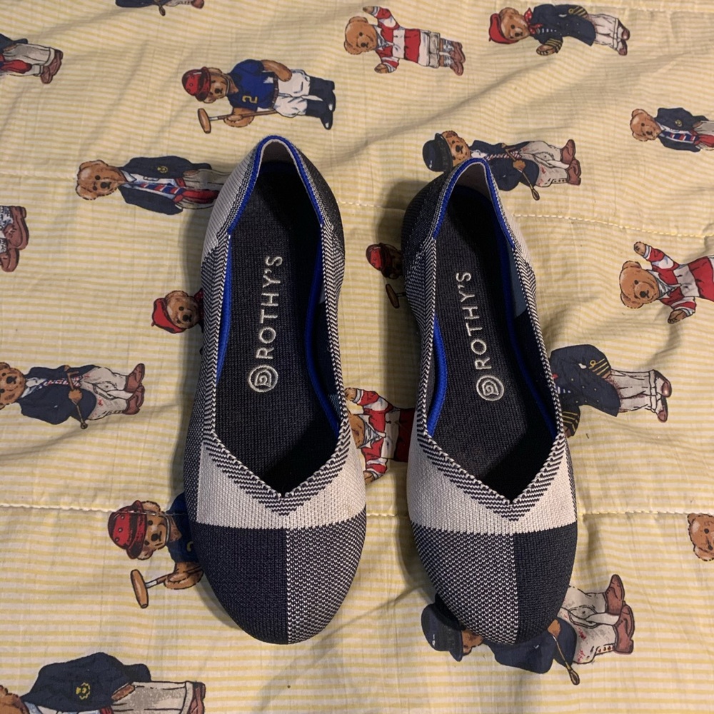 Rothy’s Flats Womens Size 8.5 Navy Blue Beige